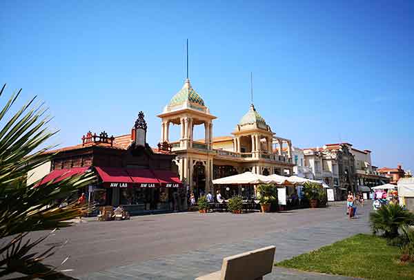 Hotel a Viareggio economici e di lusso, sul lungomare vicino alla spiaggia