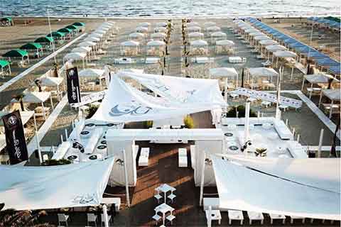 Ostras beach: serate e aperitivi in Versilia 
